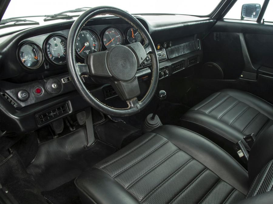  Porsche 911 Carrera 2.7 Coupe 1974 года  (фото 23 из 24)